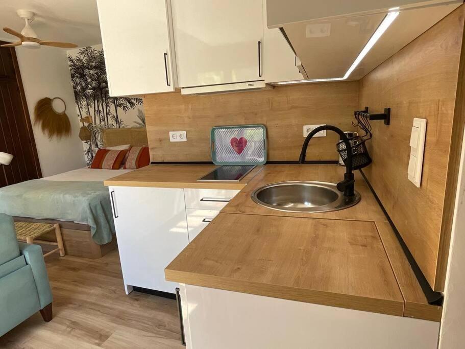 Coqueto Estudio Junto A Sierra Nevada 구에하르 시에라 외부 사진